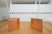 Adrian Sauer, Installationsansicht, Keys and Mirrors, Galería Helga de Alvear, Madrid 