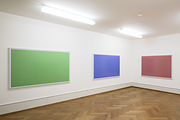 Adrian Sauer, 16.777216 Farben in rot, grün und blau – rot Photoforum Pasquart, Biel/Bienne – Installationsansicht 