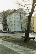 Adrian Sauer, Kulisse – Swinemünder Straße 